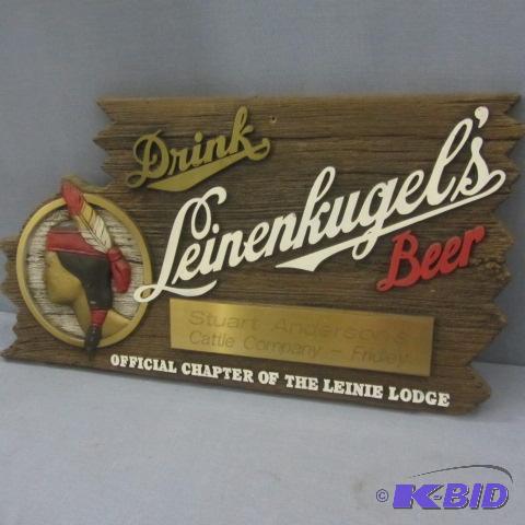 lot 71 image: Leinenkugel Plaque