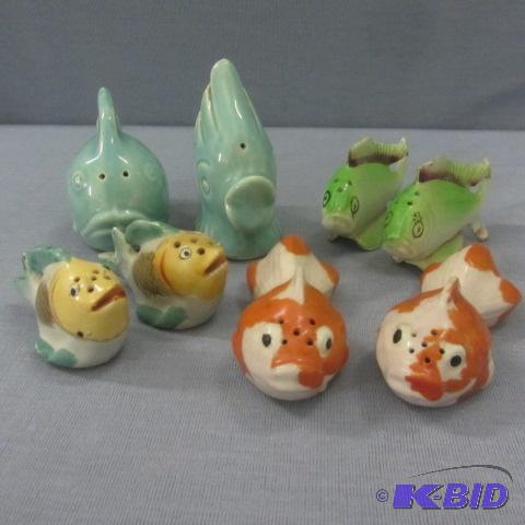 lot 90 image: Vintage Fish Salt & Pepper