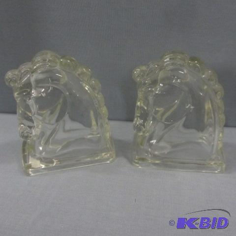 lot 92 image: Heisey Bookends