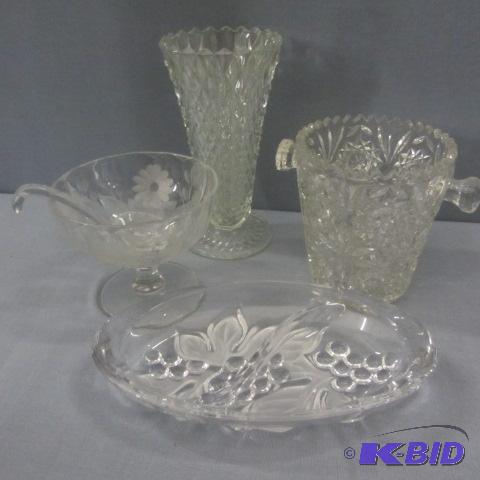 lot 99 image: Fancy Glass
