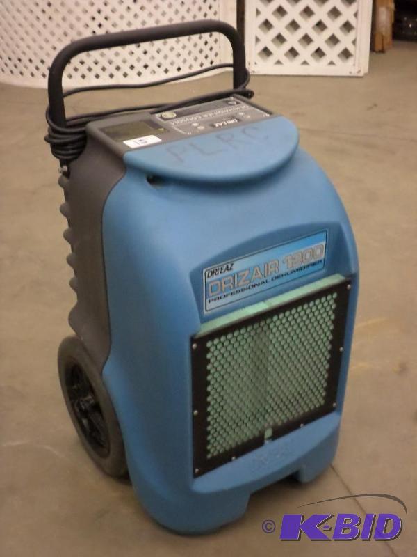 lot 15 image: Drieaz Drizair 1200 Professional 120Volt Dehu...