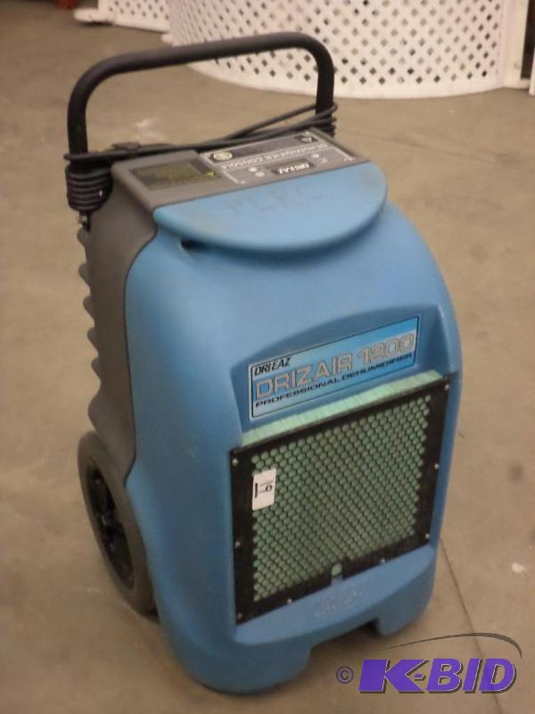 lot 19 image: Drieaz Drizair 1200 Professional 120Volt Dehu...