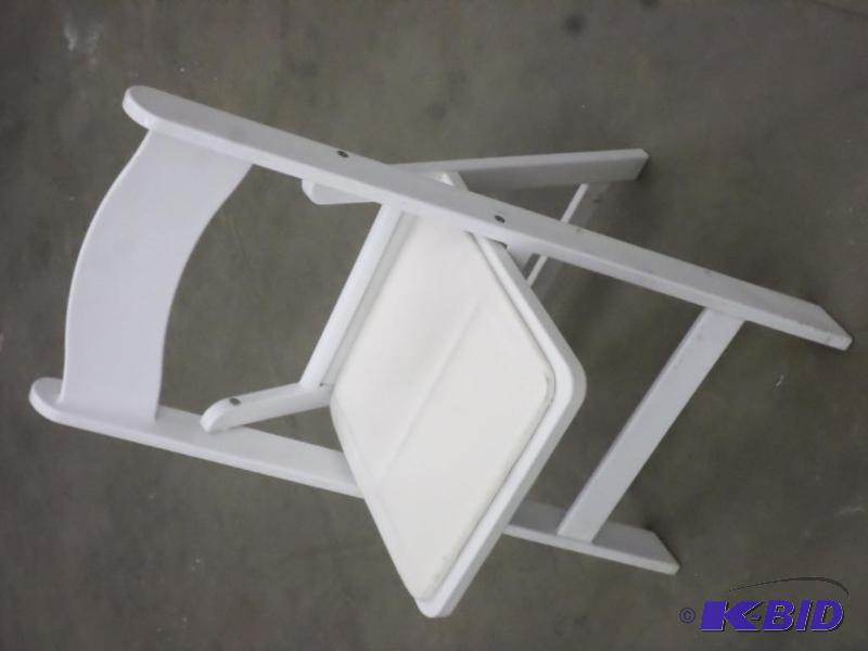 lot 31 image: (20) Matching White Padded Chairs, Foldable &...
