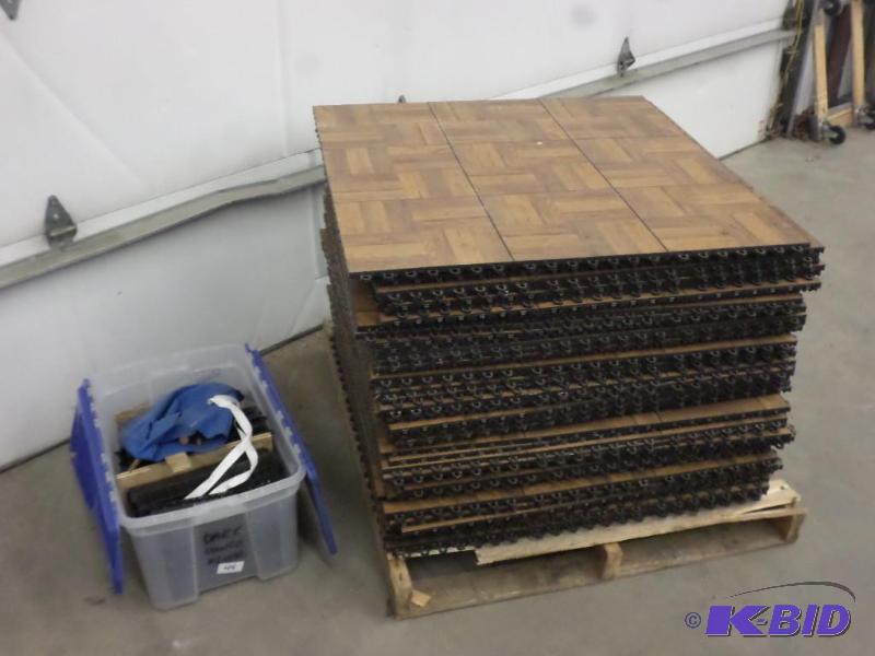 lot 44 image: Dance Floor (50) 36&quotx36" Inter-Loc...