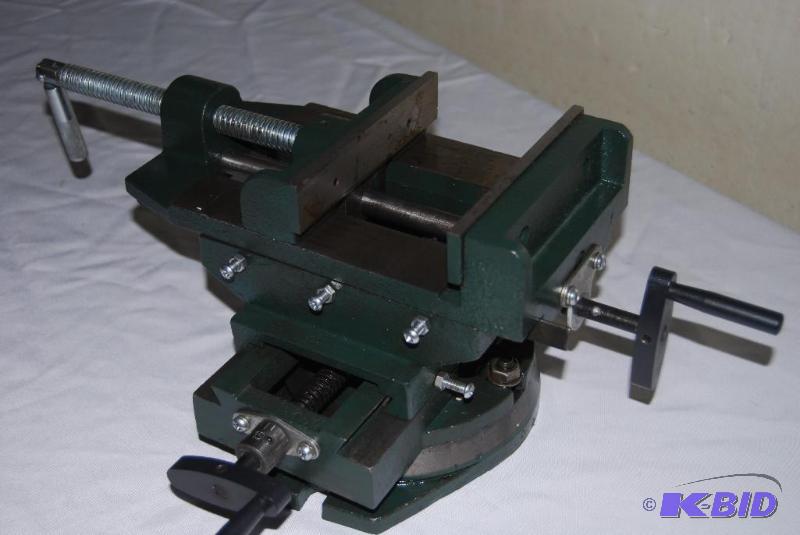 lot 67 image: 6" Swivel Cross Slide Vise, cast iron, s...