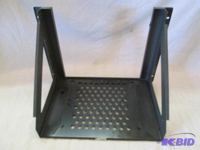 lot 118 image: 19" rack mount heavy steel construction,...