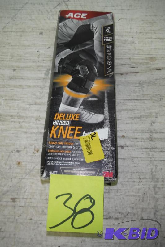 lot 38 image: Ace Deluxe Hinged Knee Brace, XL Firm