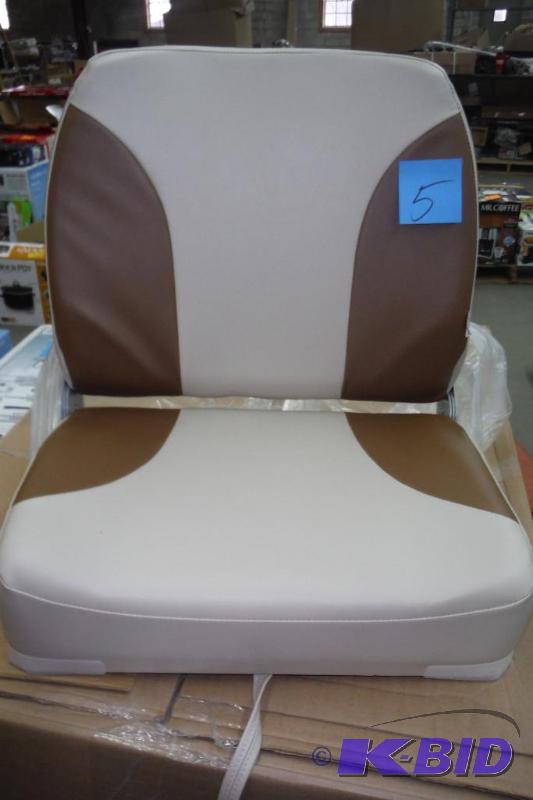 lot 5 image: Wise Premium Big Man Fishing Boat Seat