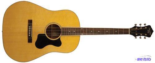 lot 59 image: Recording King RAJ-112-NA 12-Fret Slope Shoulder Guitar, Natural