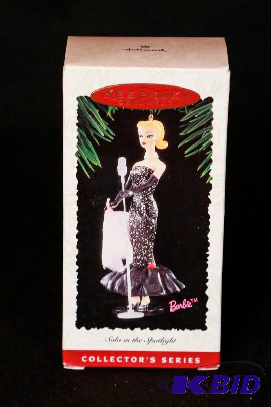 lot 136 image: Solo in the Spotlight Barbie Hallmark Keepsake Ornament
