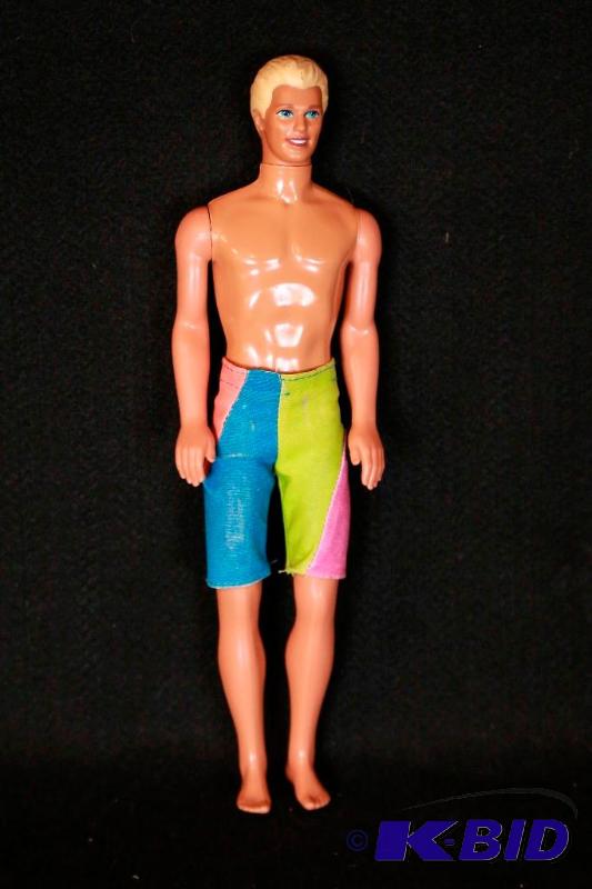 lot 148 image: Huge Barbie Extravaganza