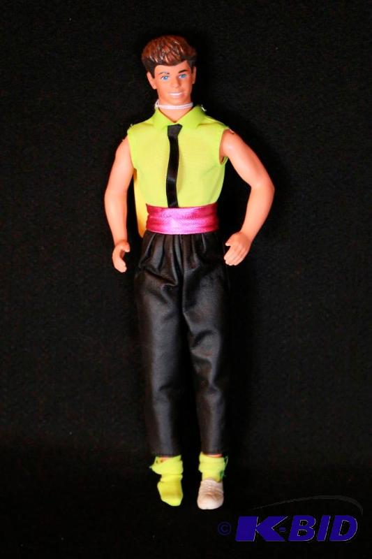 lot 167 image: Huge Barbie Extravaganza
