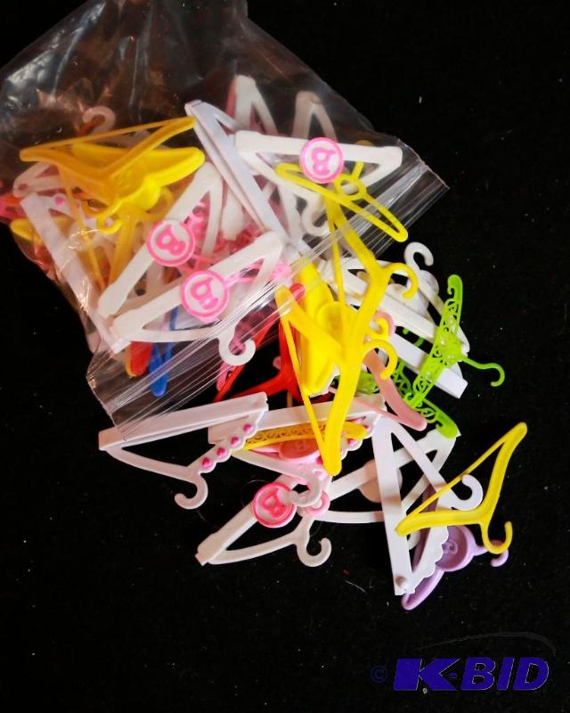 lot 197 image: Original Barbie Accessories Lot