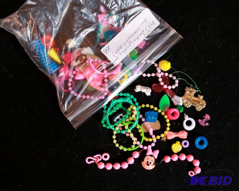 lot 201 image: Original Barbie Accessories Lot