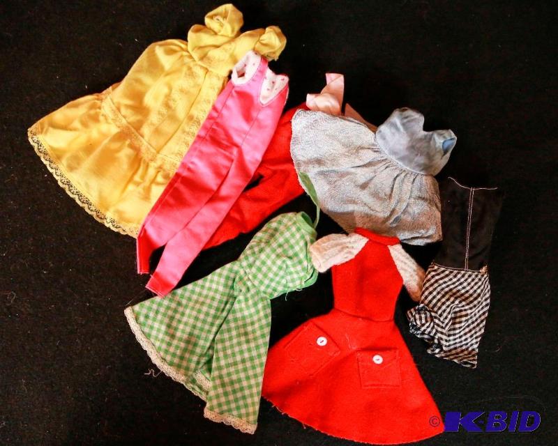 lot 207 image: Original Barbie Clothes & Accessories Lot