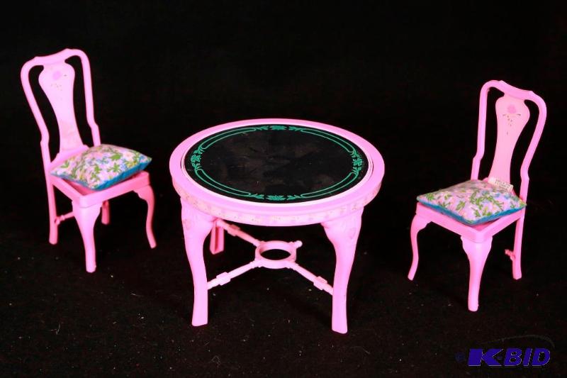 lot 210 image: Original Barbie Accessories Lot