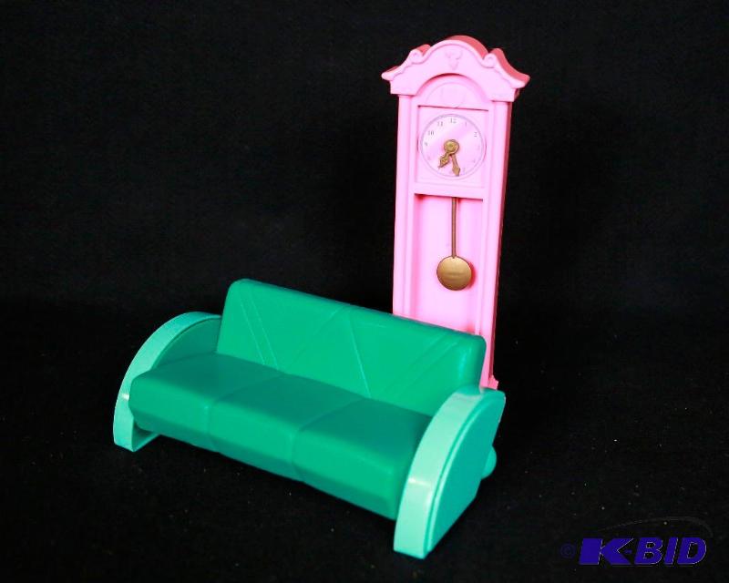 lot 232 image: Original Barbie Accessories Lot