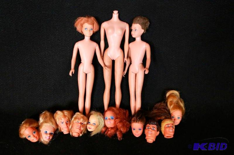 lot 251 image: Vintage Miscellanous Barbie Doll Parts