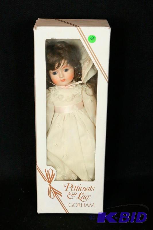 lot 263 image: Vanessa Ricardi Petticoats & Lace Porcelain Doll NIB