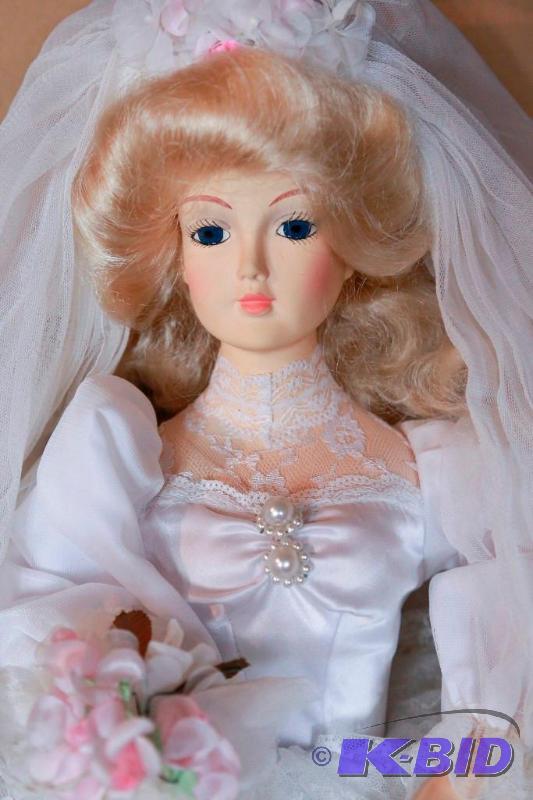 lot 266 image: Beautiful Bisque Porcelain Bride Doll
