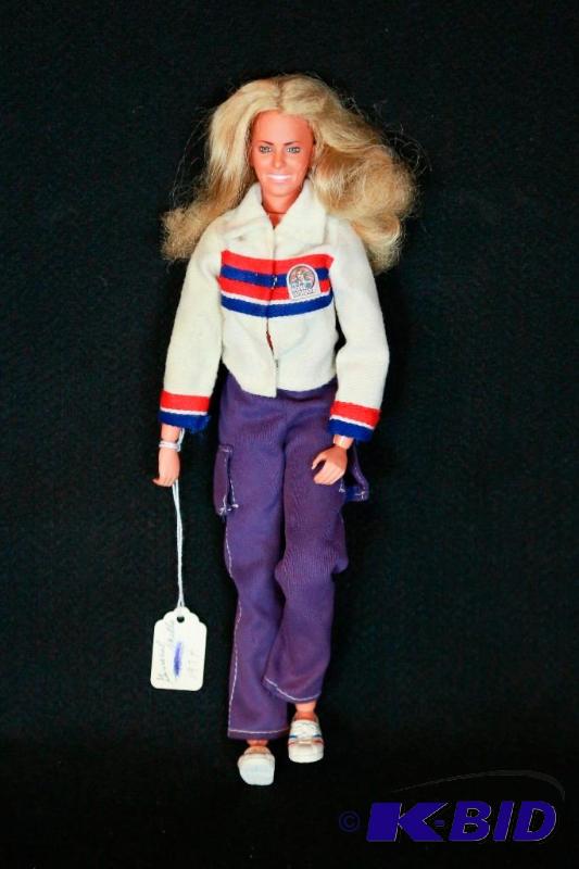 lot 30 image: 1970s Bionic Woman Jaime Sommers Doll