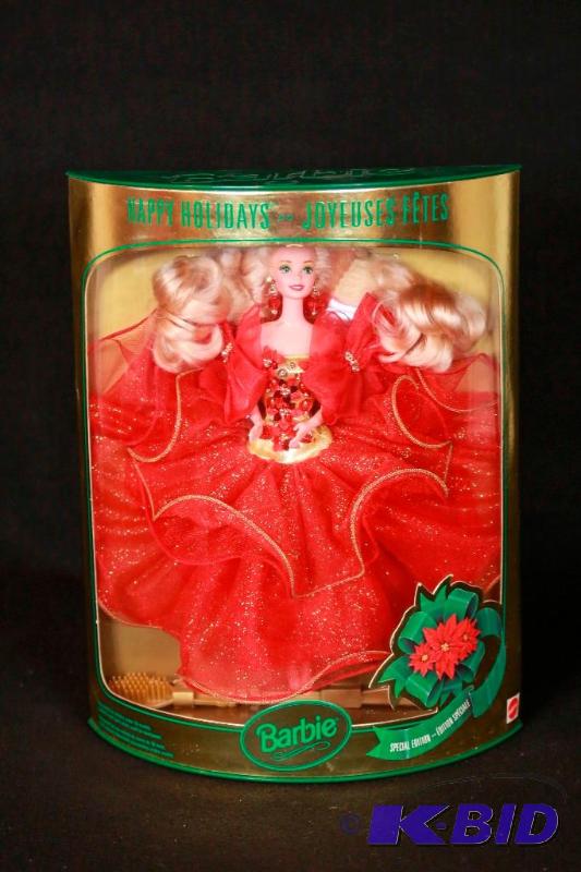lot 89 image: 1993 Happy Holidays Barbie NIB