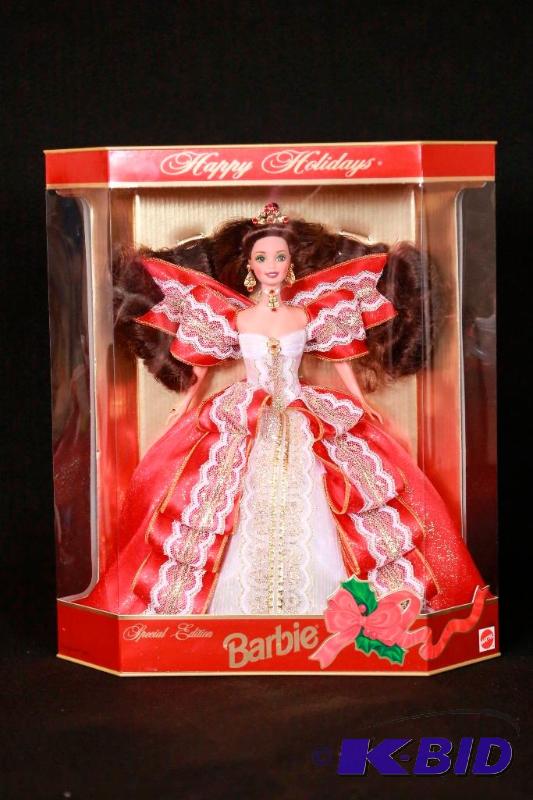lot 93 image: 1997 Happy Holidays Barbie NIB