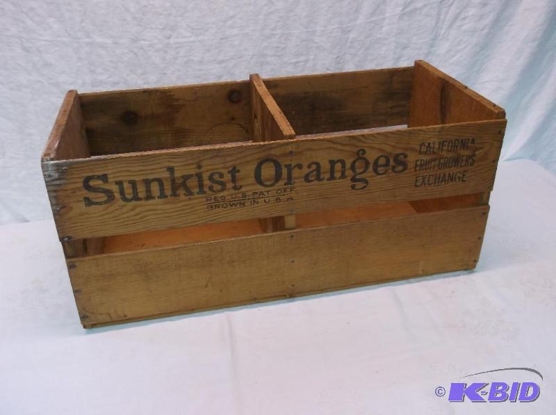 lot 118 image: Hil-Pak sunkist orange crate relisted due to ...