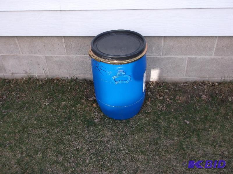 lot 188 image: 20 gal. blue food grade barrel with locking l...