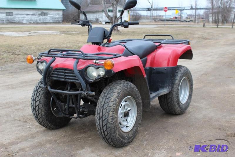 lot 3 image: 2008 Geo Vehicles ALL ELECTRIC 84v 4 Wheeler -Only 226 Miles-- See Video