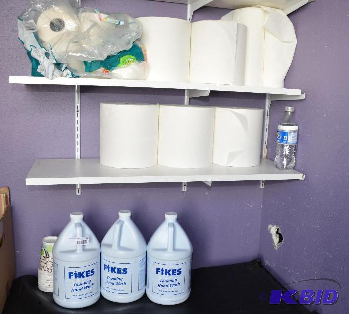 lot 106 image: Paper towels for Kimberly Clark dispensers, F...