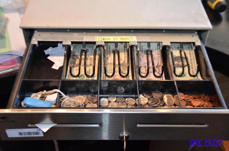 lot 23 image: APG Cash Drawer with key...