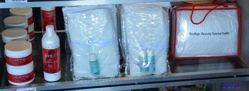 lot 41 image: NuAge Beauty Sauna Suits, Slim Line...