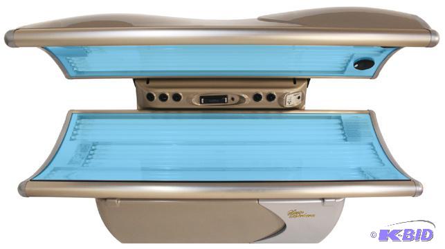 lot 7 image: Heartland Red Light Bed     Red light...