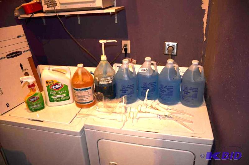lot 75 image: Cleaning supplies - Australian Gold disinfect...