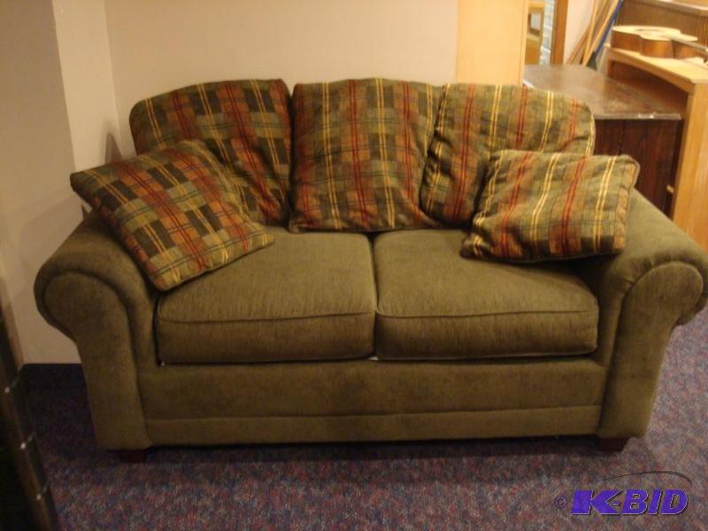 lot 1 image: Dark Green Sealy Love Seat Couch, Used, Good ...
