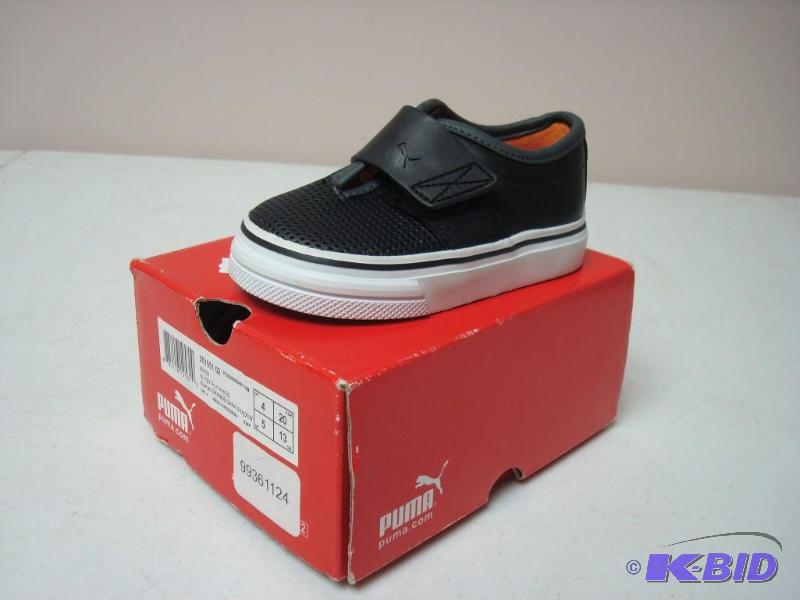 lot 133 image: Pair Of New Puma Kids Shoes, Size 5...