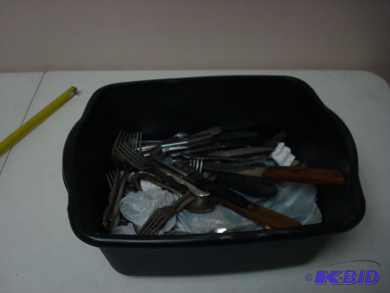 lot 198 image: Bin With Silverware, Need Major Cleaning...