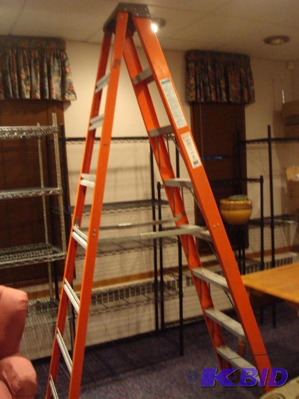 lot 30 image: 8 Foot Fiberglass Step Ladder...