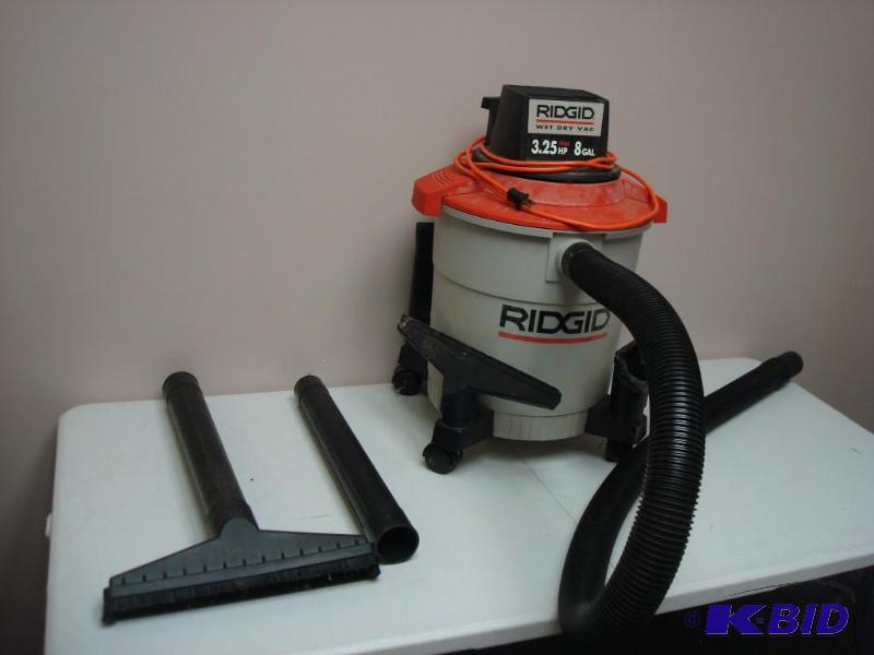 lot 44 image: Ridgid Wet Dry&nbspShopvac, With Some Attach...