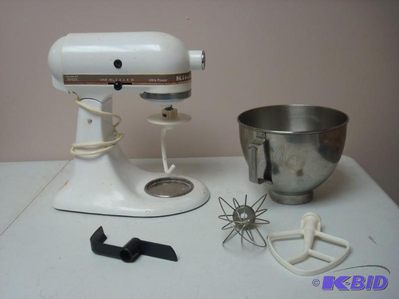 lot 62 image: Kitchen Aid Mixer, Used, Some Wear, Works Goo...