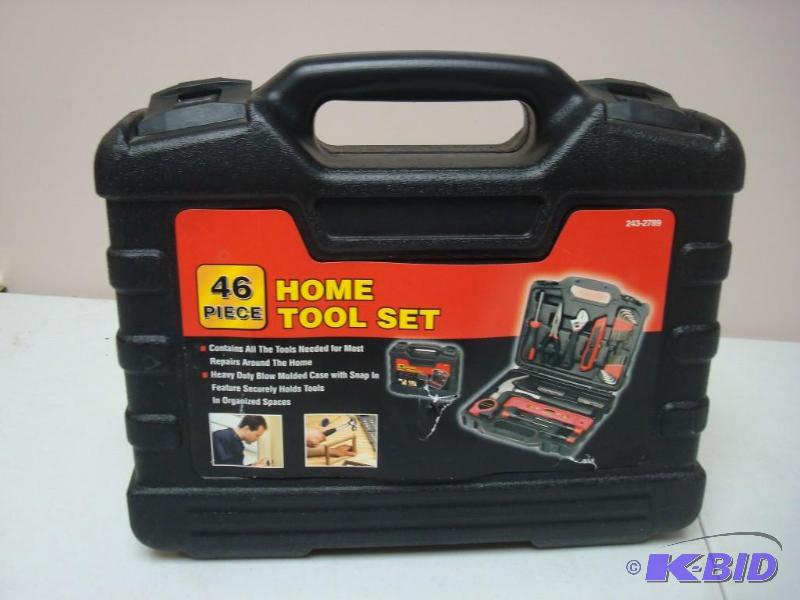 lot 64 image: Tool Set In A Case, Missing A Couple Tools...