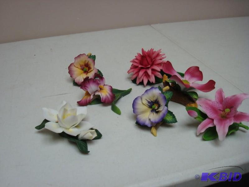 lot 81 image: Lot Of Glass Flowers, Some Have Glued Chips...