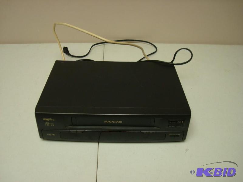 lot 96 image: Magnavox VCR, Works Fine...