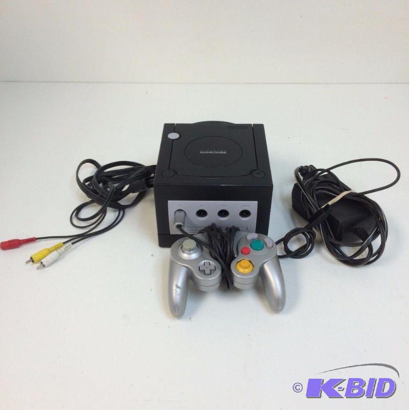 Nintendo GameCube - Black - Includes (1) Cont...
