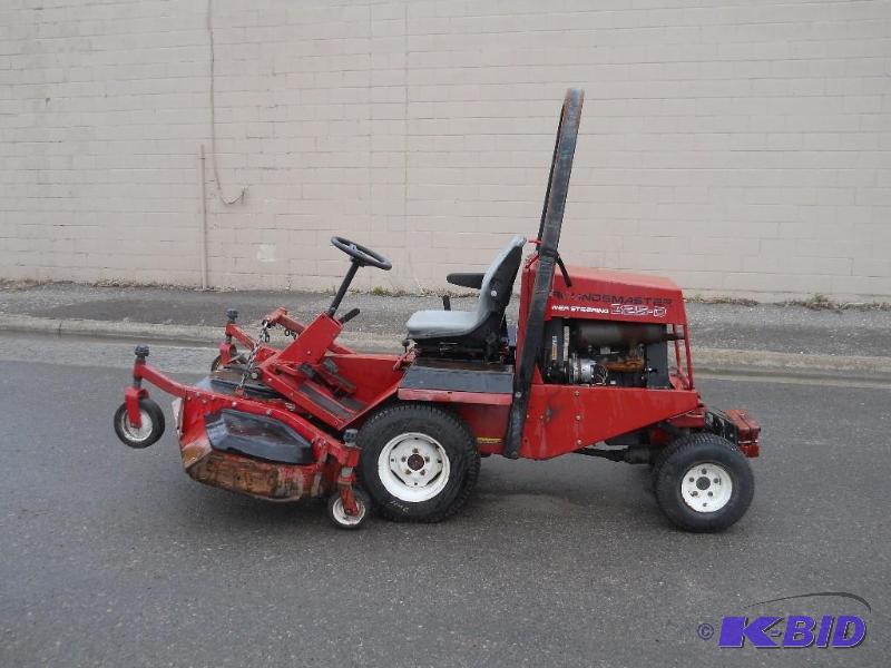 Toro Groundsmaster 325D Rotary Mower. Runs. Diesel. Toro 4500D