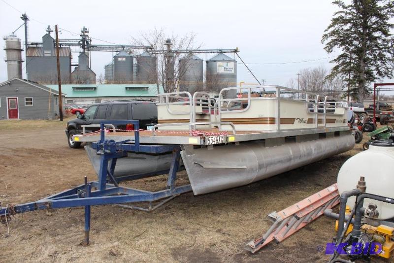 1988 Weeres 240 24 Pontoon with 2 1988 Yamaha 9.9 Four Stroke Outboards and Tandam Axle Tractor