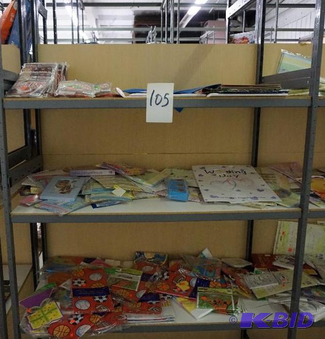 lot 105 image: 1 Lot of Assorted Gift Bags in Various Sizes ...