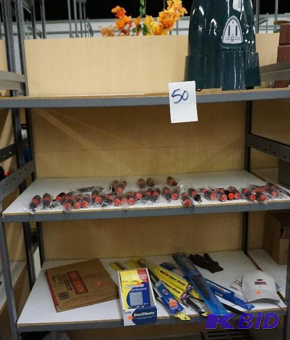 lot 50 image: 1 Lot of Assorted Tools and Automotive Suppli...