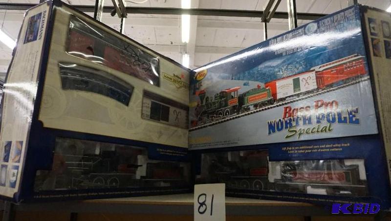lot 81 image: 1 Lot Consisting of 2 Toy Train Sets Working ...